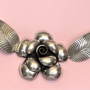 BS100 Handmade S925 59mm Rose Flower & Leafs UNIQUE BRACELET for sizes 5.5”-6.5”